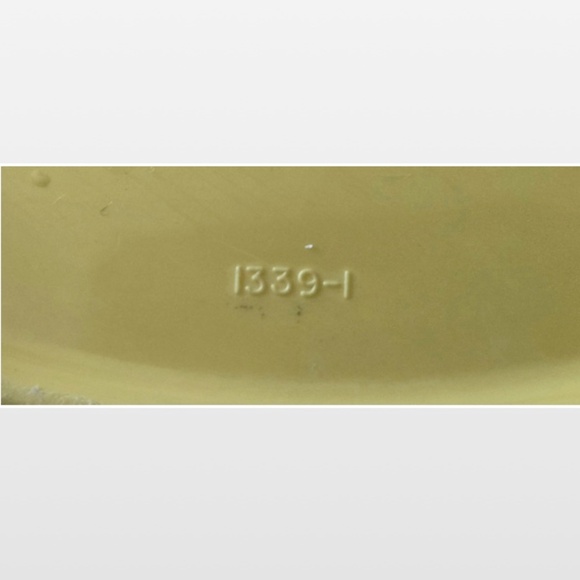 VTG 70s Tupperware Container Large Servalier Yellow Round Storage W/ Lid 1339-1 - Picture 14 of 14